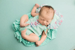 Newborn Pillow and Tie Back Set / Newborn Photo Prop / Dainty Tie Back / Newborn Photo Prop / Newborn Romper / Baby Girl Gift