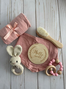 New Baby Gift Box / Newborn Baby Gift / Baby Girl Gift / Baby Gift / Baby Shower Gift / Bunny Baby Gift / Baby Swaddle