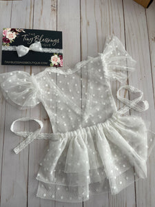 White Lace Romper with Tutu / Newborn Romper / Newborn Lace Romper / White Newborn Romper / newborn pillow / Newborn Photo Prop / RTS