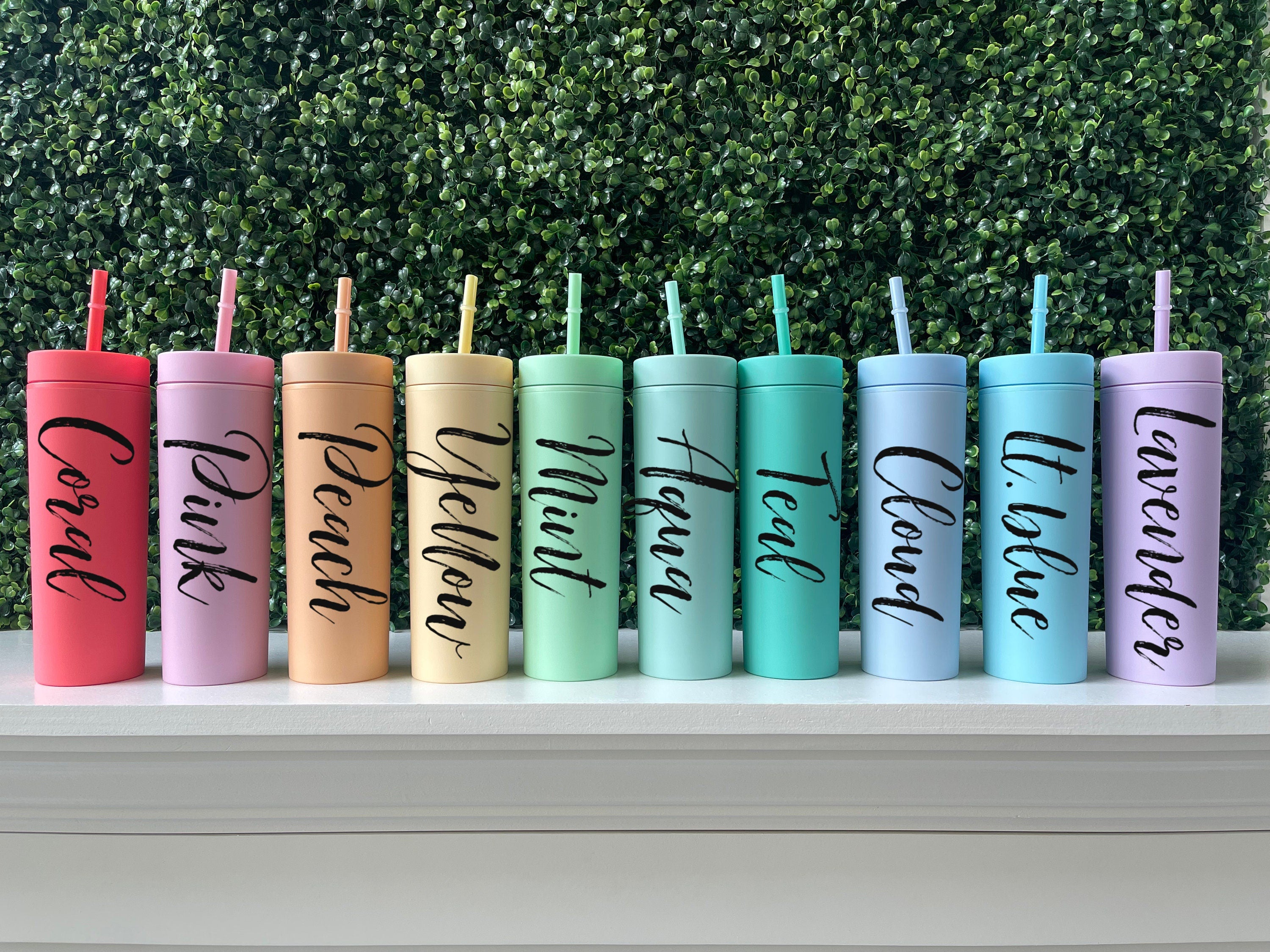 Custom Tumbler / Personalized Tumbler / Bachelorette Gift /  Bridesmaid Gift / Tumbler with Straw Gift / Gift for Best Friend / Gift for Mom
