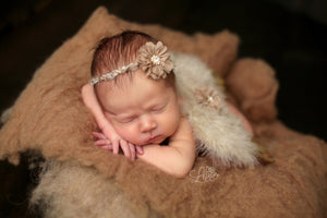 Gold Baby Wing Set / Baby Angel Wing Set / Flower Tie Back / Angel Wings / Newborn Photo Prop / Newborn Wing / Newborn Angel Costume